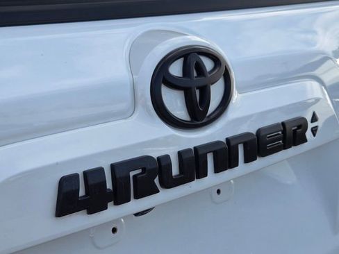 Used 2023 Toyota 4Runner SR5 Premium w/ Moonroof Package image 15