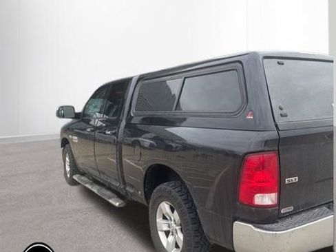 Used 2017 RAM 1500 Classic SLT AWD/4WD image 6