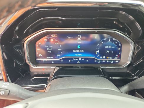 Used 2025 Chevrolet Silverado 1500 LT AWD/4WD image 31