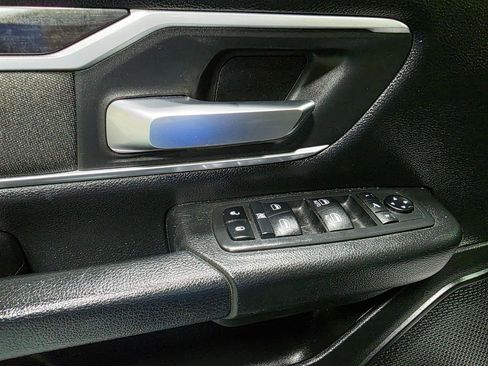 Used 2019 RAM 1500 Big Horn image 18