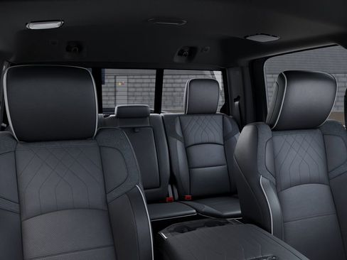 New 2025 RAM 3500 Limited AWD/4WD image 26