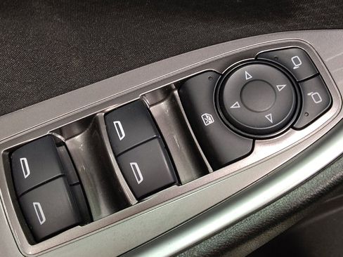 Used 2025 Chevrolet Malibu LS FWD image 27