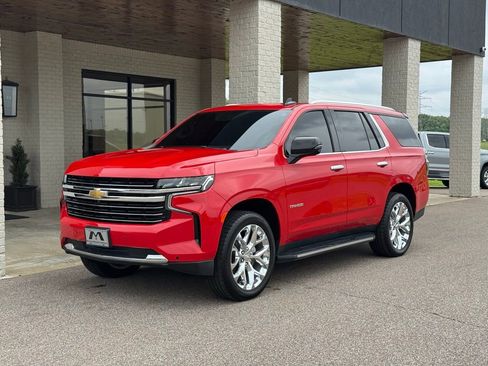Used 2023 Chevrolet Tahoe LT w/ LT Signature Plus Package AWD/4WD image 3