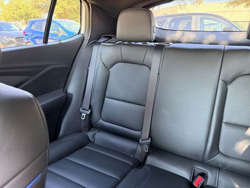 Used 2025 Buick Envista Sport Touring image 39