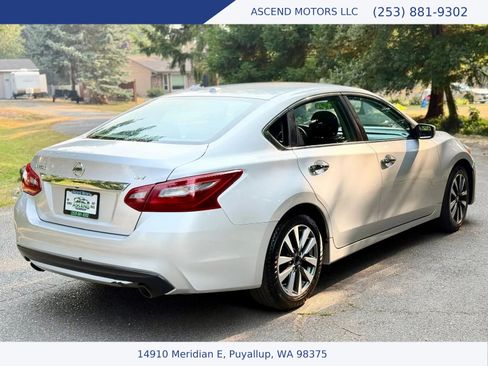 Used 2018 Nissan Altima 2.5 SV FWD image 5
