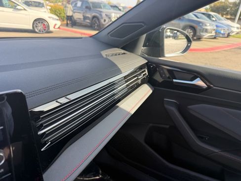 New 2026 Volkswagen Jetta GLI Autobahn FWD image 22