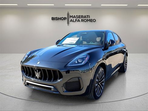 New 2025 Maserati Grecale Modena image 3