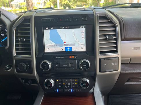 Used 2017 Ford F250 King Ranch w/ King Ranch Ultimate Package AWD/4WD image 22