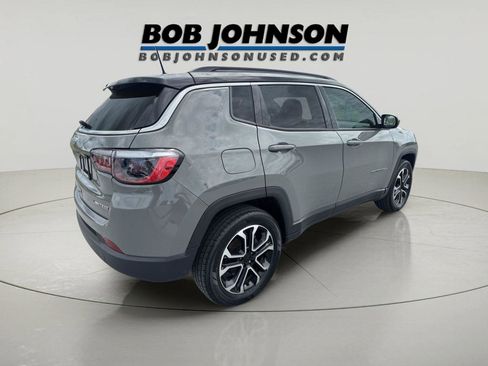Used 2022 Jeep Compass Limited AWD/4WD image 3