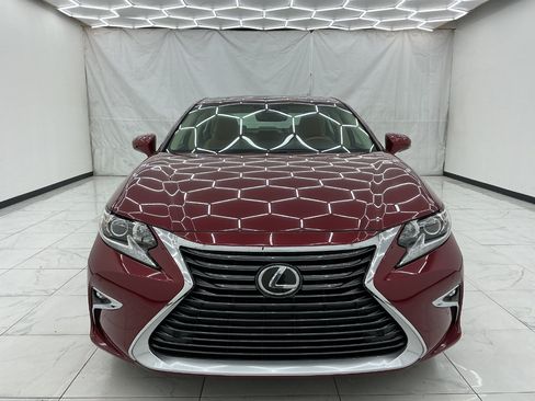 Used 2017 Lexus ES 350 w/ Premium Package FWD image 5