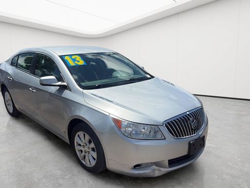 Used 2013 Buick LaCrosse FWD image 2