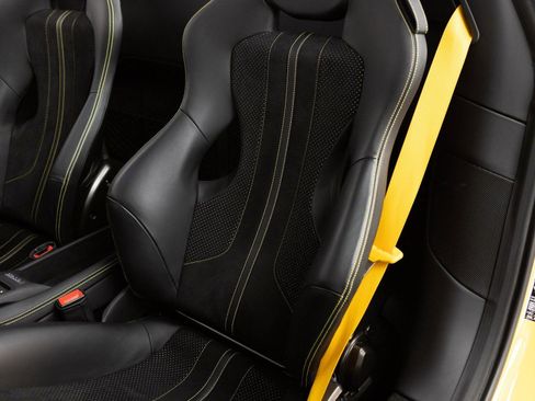 Certified 2021 Ferrari F8 Tributo RWD image 68