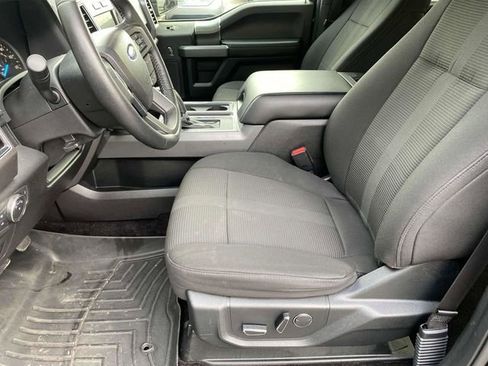 Used 2017 Ford F150 XLT w/ Equipment Group 302A Luxury image 16