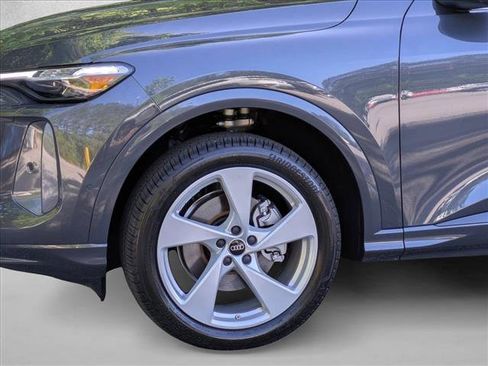 New 2026 Audi Q5 Premium Plus image 10