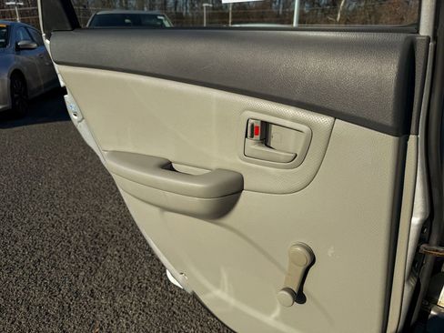 Used 2009 Kia Spectra LX image 31