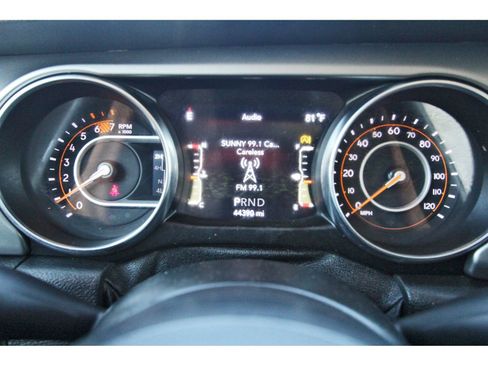 Used 2021 Jeep Wrangler Unlimited Sport AWD/4WD image 18