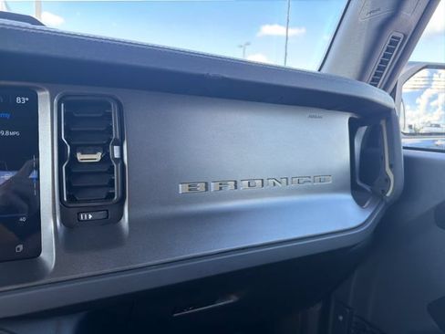 Used 2025 Ford Bronco Badlands AWD/4WD image 26