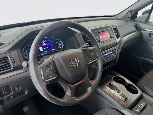 Used 2019 Honda Passport Sport image 10