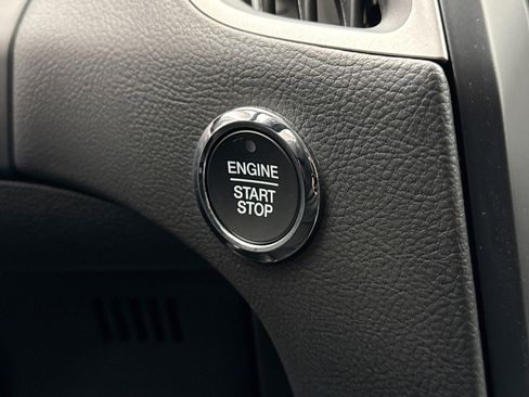 Used 2022 Ford Edge SEL w/ Convenience Package image 21