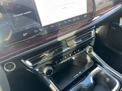 New 2026 Chevrolet Traverse RS image 30