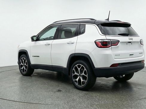 Used 2025 Jeep Compass Limited AWD/4WD image 6