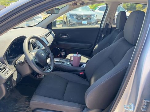 Used 2022 Honda HR-V EX image 18