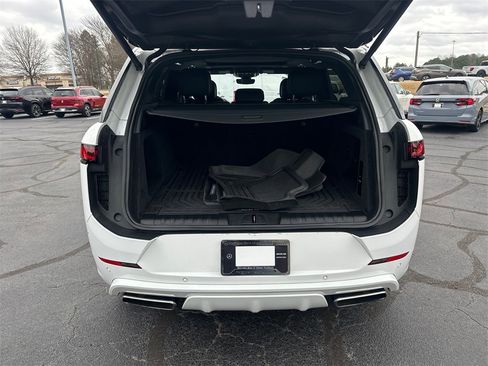 Used 2023 Land Rover Range Rover Sport SE Dynamic image 18