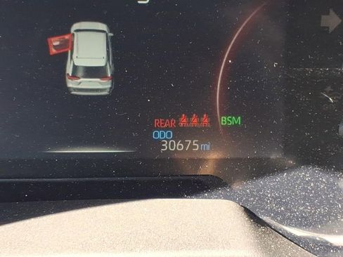 Used 2023 Toyota RAV4 XLE Premium image 26