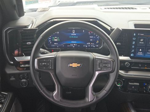 Used 2024 Chevrolet Silverado 3500 High Country w/ High Country Premium Package AWD/4WD image 19