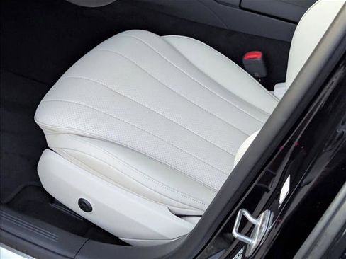 New 2026 Mercedes-Benz E 350 Sedan image 4