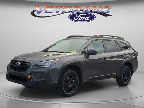 Used 2025 Subaru Outback Wilderness AWD/4WD image 1