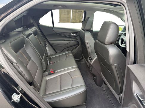 Used 2024 Chevrolet Equinox Premier AWD/4WD image 25
