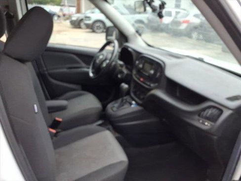 Used 2017 RAM ProMaster City Tradesman SLT w/ Rear Back-up Camera Group image 26