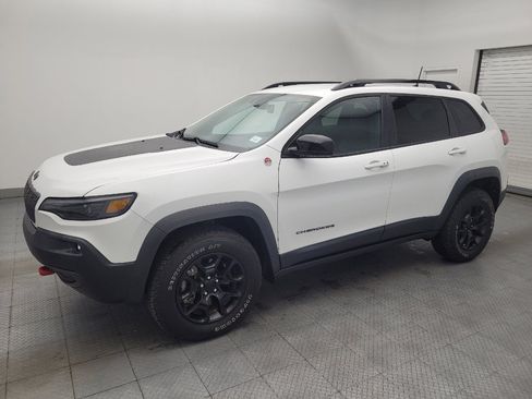 Used 2022 Jeep Cherokee Trailhawk w/ Comfort/Convenience Group AWD/4WD image 2