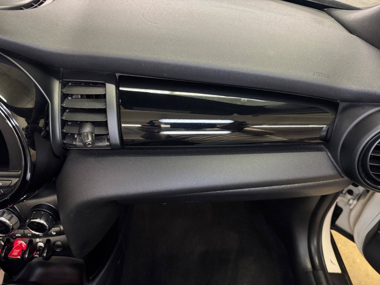 Used 2019 MINI Cooper Convertible FWD image 21