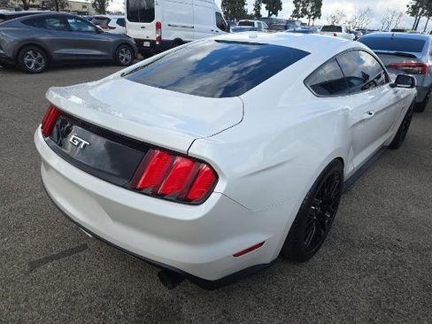 Used 2017 Ford Mustang GT Premium w/ GT Performance Package image 4