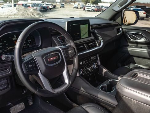 Used 2024 GMC Yukon SLE w/ Max Trailering Package image 6