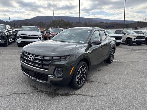 Certified 2025 Hyundai Santa Cruz Limited image 8