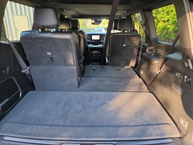 Used 2024 Jeep Wagoneer Series II w/ Convenience Group I AWD/4WD image 27