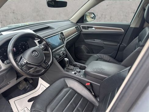 Used 2018 Volkswagen Atlas SEL Premium AWD/4WD image 11