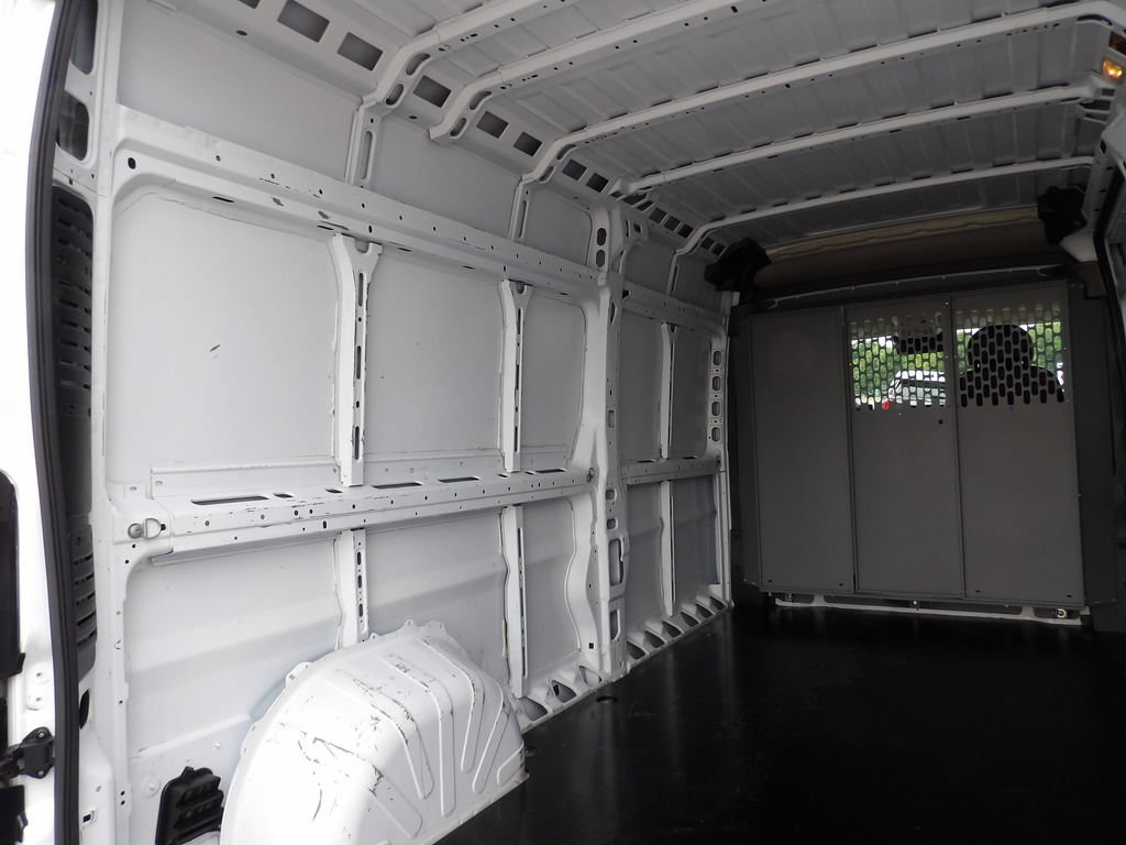 Used 2023 RAM ProMaster 2500 w/ Driver Convenience Group FWD image 41