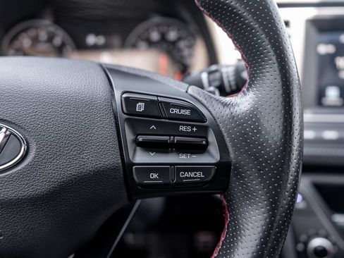 Used 2018 Hyundai Elantra Sport FWD image 22