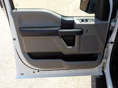 Used 2018 Ford F150 XL w/ Equipment Group 101A Mid AWD/4WD image 14