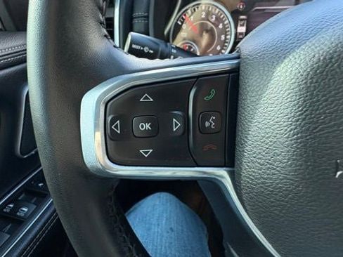 Used 2023 RAM 1500 Laramie AWD/4WD image 28