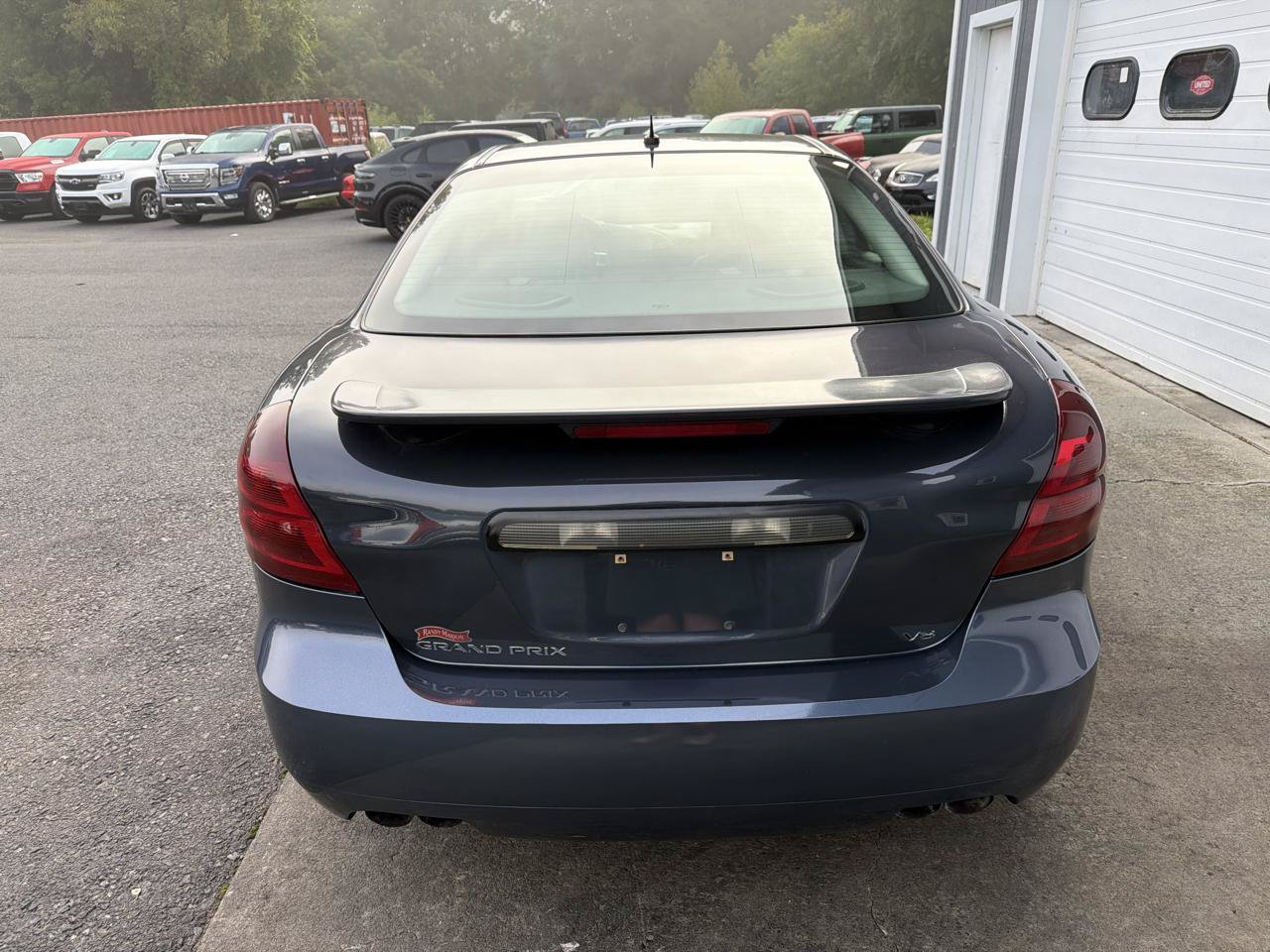 Used 2008 Pontiac Grand Prix GXP FWD image 5