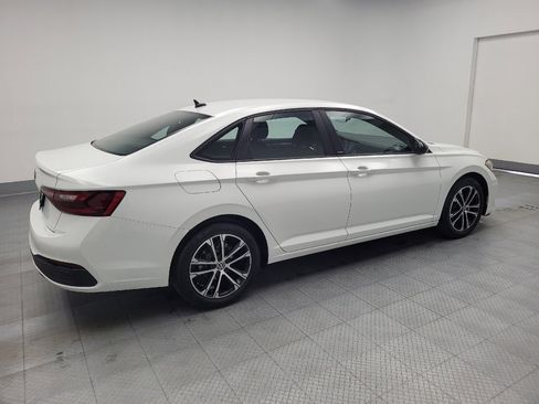 Used 2024 Volkswagen Jetta Sport image 10