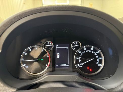 Used 2023 Lexus GX 460 Premium AWD/4WD image 38