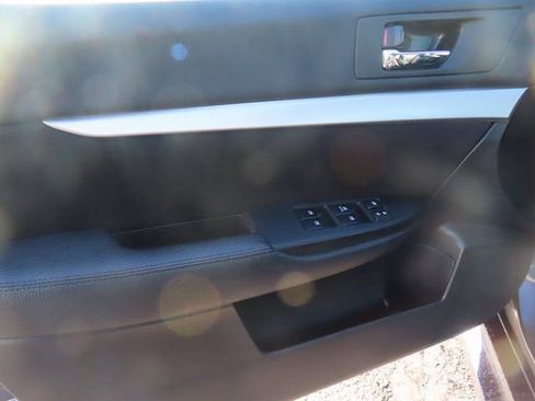 Used 2013 Subaru Legacy 2.5i Premium w/ All-Weather Pkg + Moonroof image 11