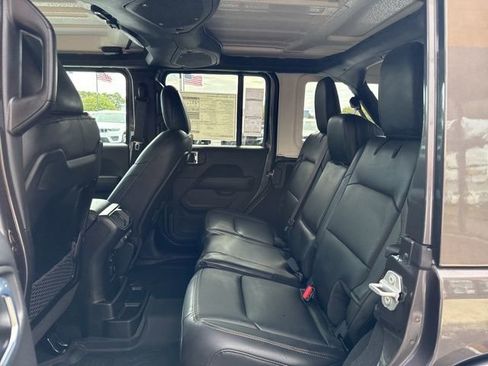 New 2026 Jeep Wrangler Unlimited Sahara AWD/4WD image 23