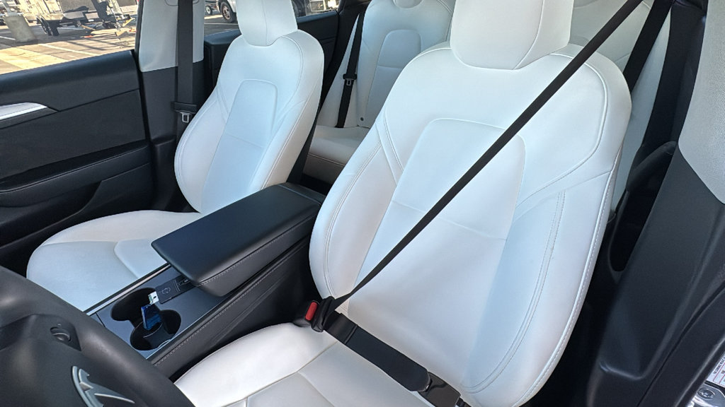 Used 2023 Tesla Model 3 Standard Range RWD image 21